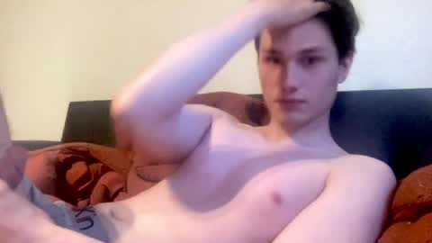 Snapshot of calvin_win chatting on 05.28.26 calvin_win online show from 05.28.26
