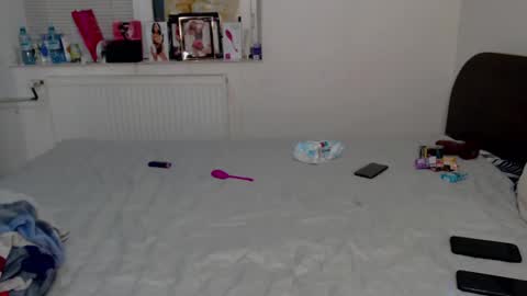 Calvinjohnlad online show from 02.14.25