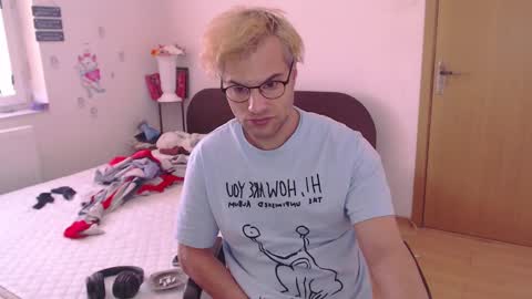 Calvinjohnlad online show from 03.07.25