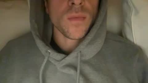 Snapshot of calvinzz chatting on 12.16.25 calvinzz online show from 12.16.25