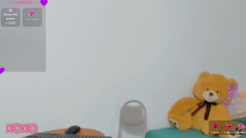 Snapshot of calypsosquirt chatting on 09.24.25 Xocaly online show from 09.24.25