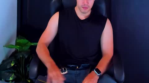 Snapshot of camara110 chatting on 12.26.24 camara110 online show from 12.26.24