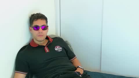 camara110 online show from 11.12.25