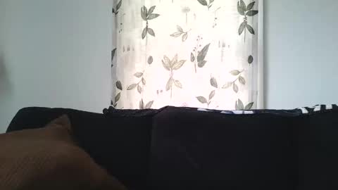 Chillaxin lets talk  online show from 01.21.25