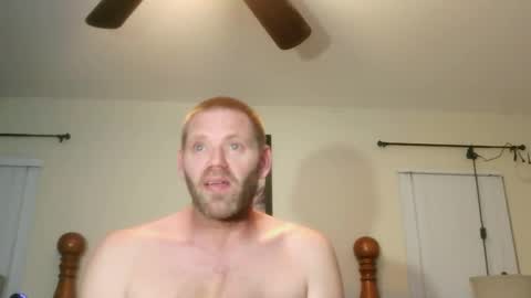 Snapshot of camb46ux1 chatting on 04.08.26 camb46ux1 online show from 04.08.26