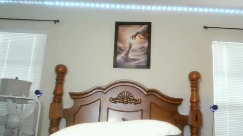 Snapshot of camb46ux1 chatting on 04.09.26 camb46ux1 online show from 04.09.26