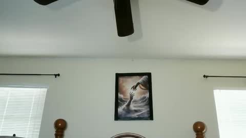 Snapshot of camb46ux1 chatting on 04.13.26 camb46ux1 online show from 04.13.26