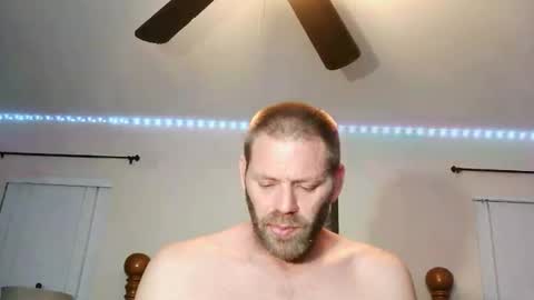 Snapshot of camb46ux1 chatting on 04.14.26 camb46ux1 online show from 04.14.26