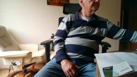 camcologne online show from 04.13.26