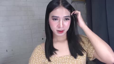 Snapshot of camela_star chatting on 12.30.24 camela_star online show from 12.30.24