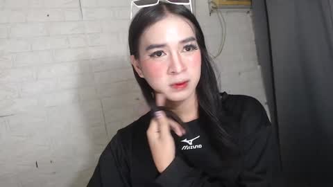 Snapshot of camela_star chatting on 01.08.25 camela_star online show from 01.08.25