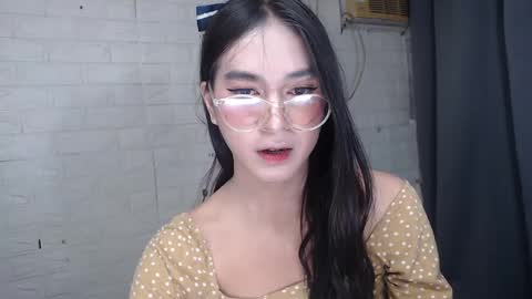 Snapshot of camela_star chatting on 02.03.25 camela_star online show from 02.03.25