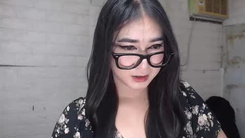 Snapshot of camela_star chatting on 09.18.25 camela_star online show from 09.18.25