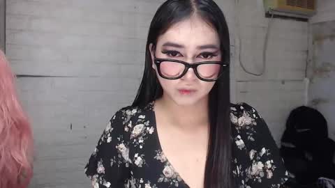 Snapshot of camela_star chatting on 10.10.25 camela_star online show from 10.10.25