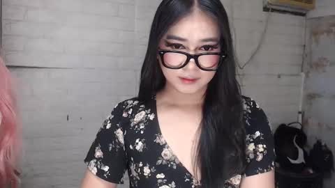 Snapshot of camela_star chatting on 10.12.25 camela_star online show from 10.12.25