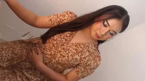 Snapshot of camela_star chatting on 12.14.25 camela_star online show from 12.14.25