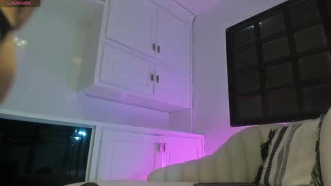  Cameron Cutee  online show from 09.10.25