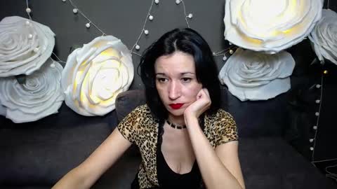 Cameronenns online show from 11.14.25