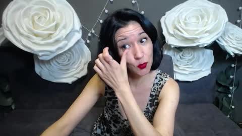 Cameronenns online show from 11.25.25