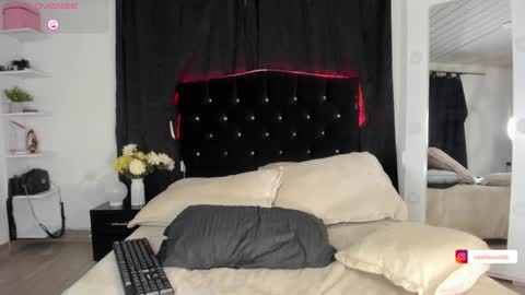 Camila cruz online show from 10.21.25