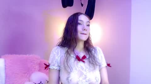 Snapshot of cami_fire chatting on 03.04.25 Cami online show from 03.04.25