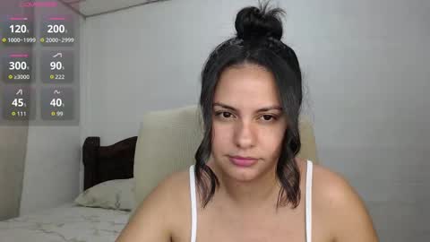 Snapshot of cami_valbuena chatting on 09.08.25 Camila Valbuena online show from 09.08.25