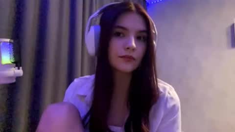 Hello My name is Rina  im new model here and little but shy but curious. online show from 09.08.25