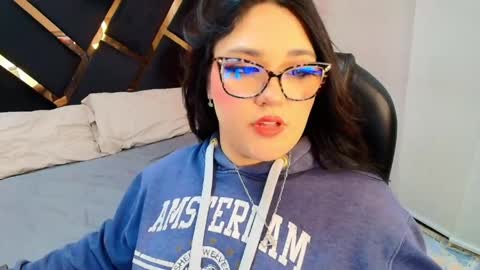 Camila Osorio online show from 04.15.26
