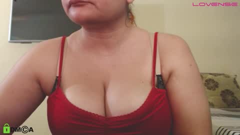 Snapshot of camiilahotxxx chatting on 02.16.26 Camila online show from 02.16.26