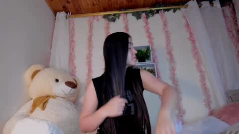 Snapshot of camiilalopee chatting on 09.28.25 Camii Lopez online show from 09.28.25