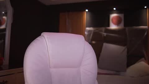 camila_martinez9 online show from 10.17.25