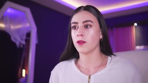 camila_martinez9 online show from 11.05.25