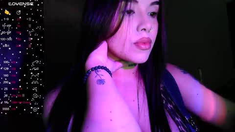 Snapshot of camila_pandora_ch chatting on 09.10.25 Cami online show from 09.10.25