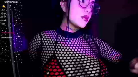 Snapshot of camila_pandora_ch chatting on 09.24.25 Cami online show from 09.24.25