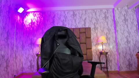    online show from 02.11.25