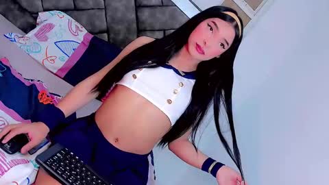 camilajhoones online show from 02.11.25