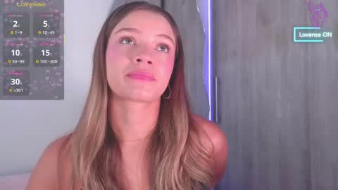 Snapshot of camilamonroee chatting on 04.24.26 Camila Monroee online show from 04.24.26