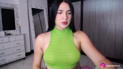 X IGcamiryan01 online show from 10.26.25