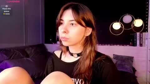 Camilla online show from 07.04.26