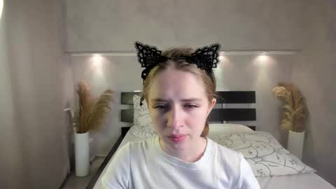 Camilla online show from 10.11.25