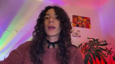 Snapshot of camille_delrey chatting on 10.23.25 Camille online show from 10.23.25