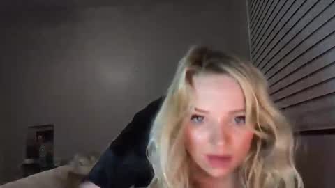 camilleclairexo online show from 04.04.26