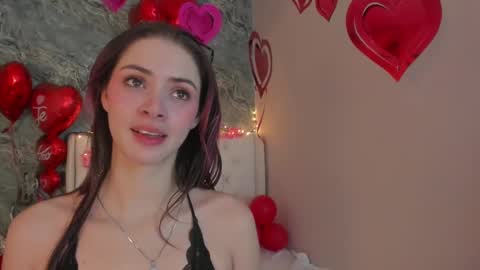 C A M I L L E N    Help me get to the top online show from 02.14.25