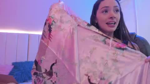 C A M I L L E N    Help me get to the top online show from 09.11.25