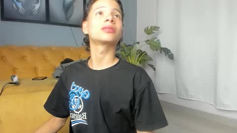 Camillo Virgil online show from 11.04.25