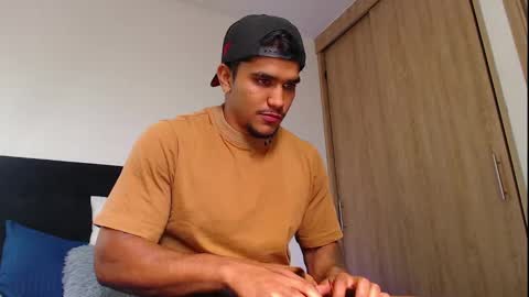 Snapshot of camilo_contre21 chatting on 09.18.25 camilo_contre21 online show from 09.18.25