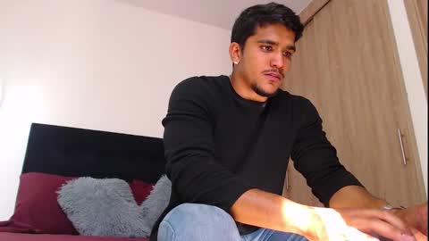 Snapshot of camilo_contre21 chatting on 09.24.25 camilo_contre21 online show from 09.24.25