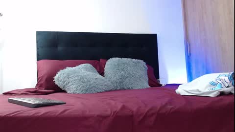 Snapshot of camilo_contre21 chatting on 09.26.25 camilo_contre21 online show from 09.26.25