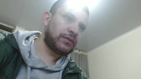 Snapshot of camiloking17 chatting on 01.24.25 camilo online show from 01.24.25