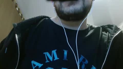Snapshot of camiloking17 chatting on 02.19.25 camilo online show from 02.19.25